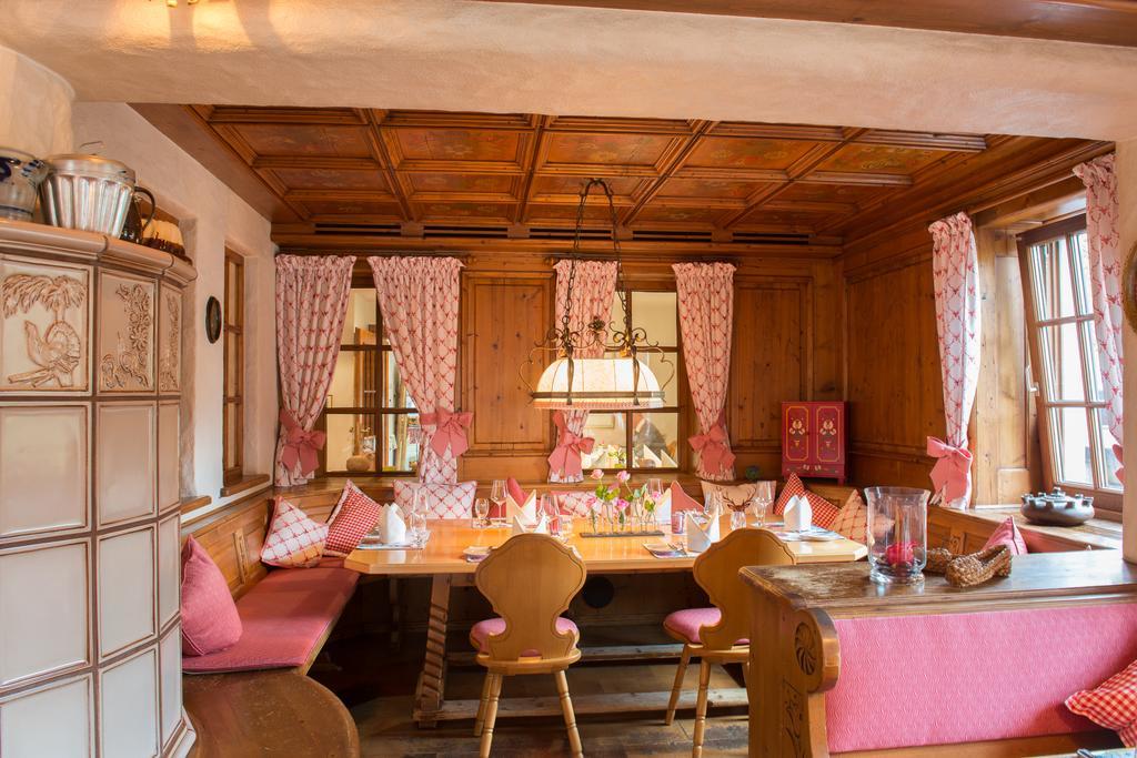 Gasthaus Auerhahn Baden-Baden Buitenkant foto