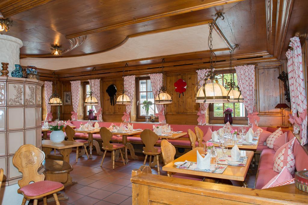 Gasthaus Auerhahn Baden-Baden Buitenkant foto